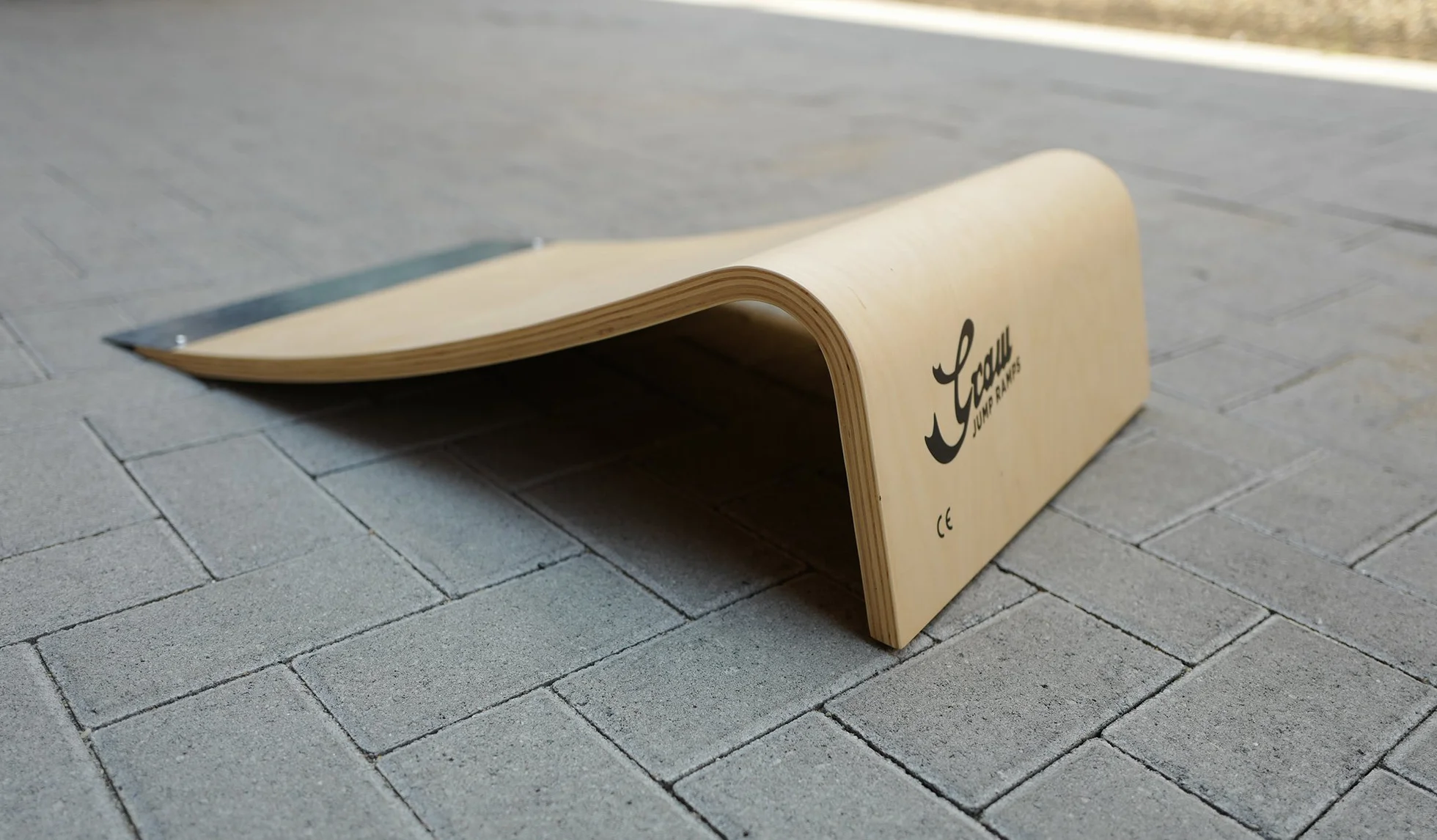 G20 - Rampe de Saut pour Skateboard, Trottinette, Roller, RC et autres.…