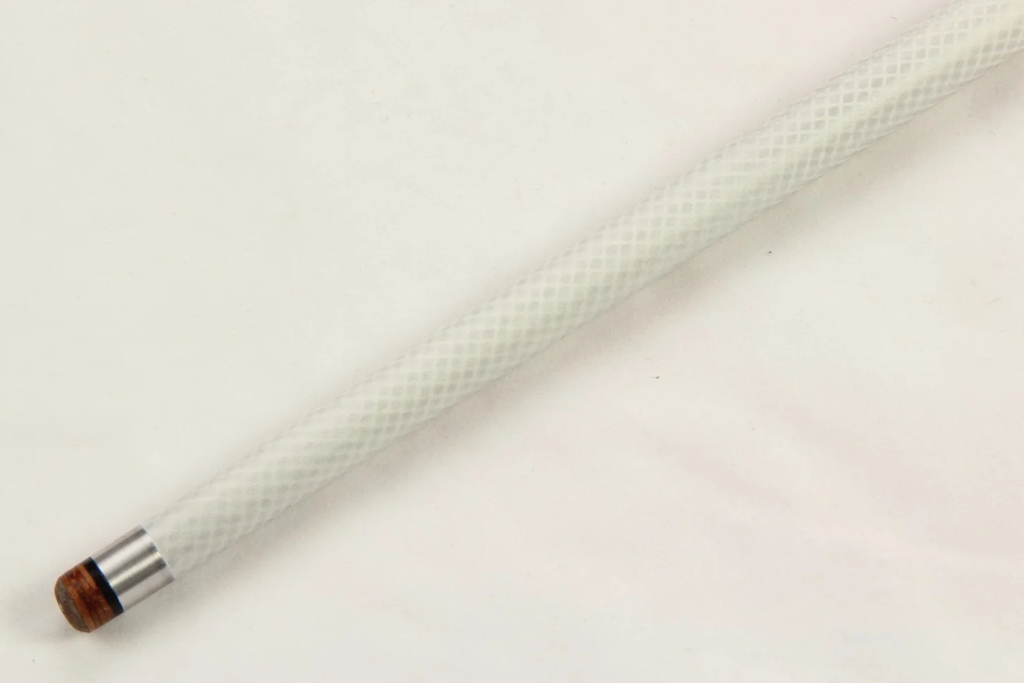 57 "Enfer Blanc 2 Section Graphite Snooker Billard – 9mm Pointe