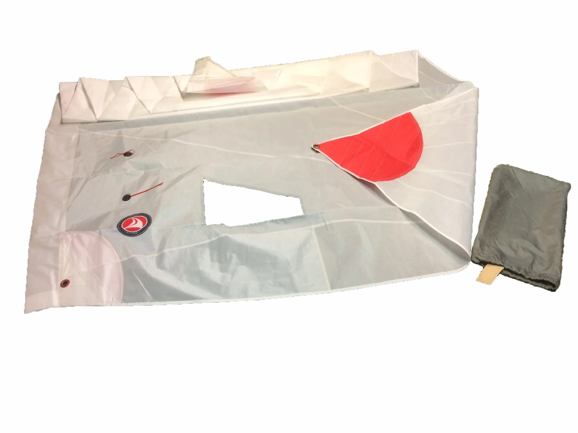 La voile Ventoz Laser Radial 5,7 m2 pièces rouges