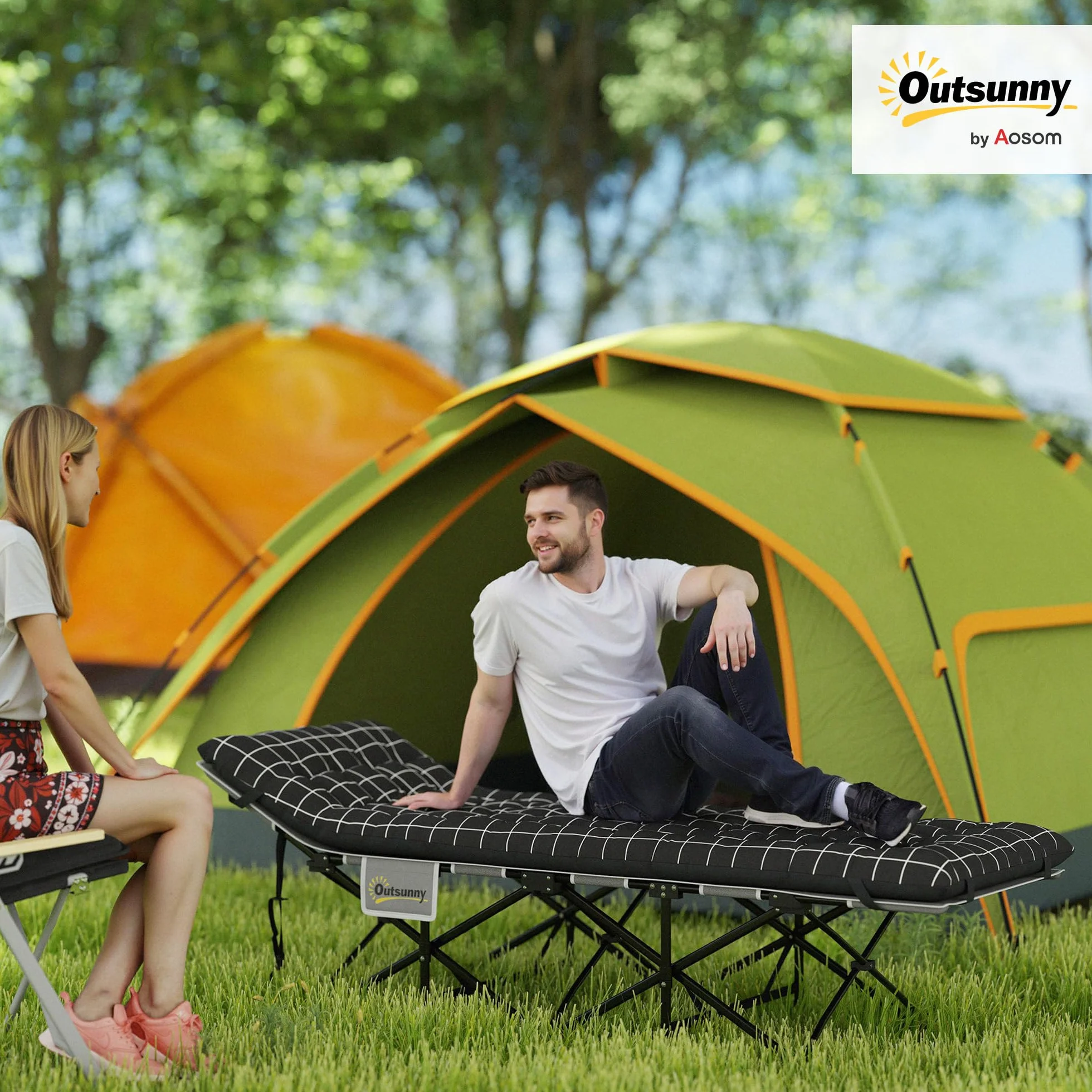 Outsunny Lit de Camping Pliable avec Matelas, Lit de Camp Pliant, Pochette latérale et Sac intégré, transat Chaise Longue en métal et Tissu Oxford, 190 x 67 x 37 cm, Charge 150 kg, Noir