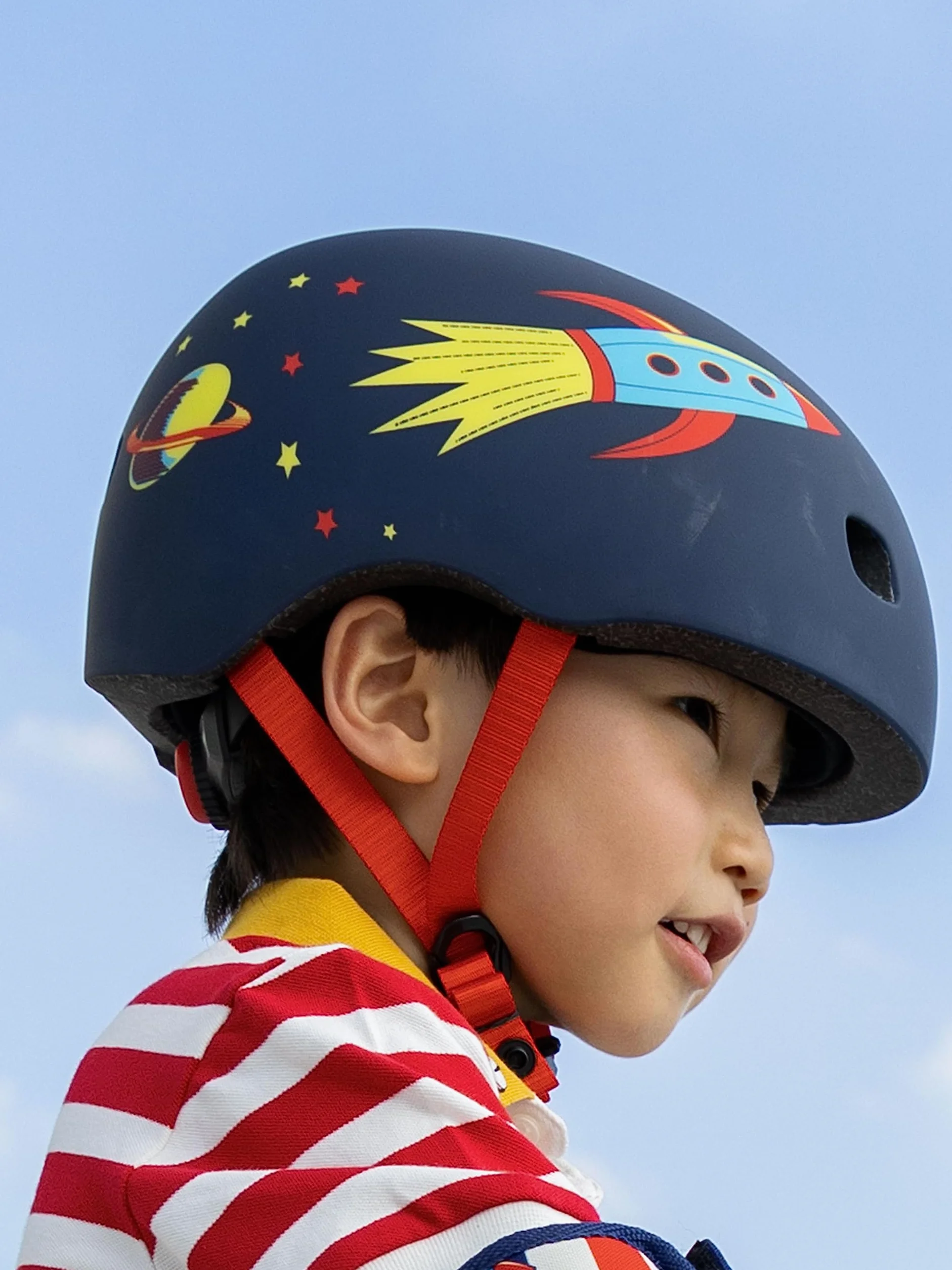 Micro | Casque Rocket | Enfants | Finition Mate | Boucle Magnétique/Lumière LED intégrée | 2-5 Ans