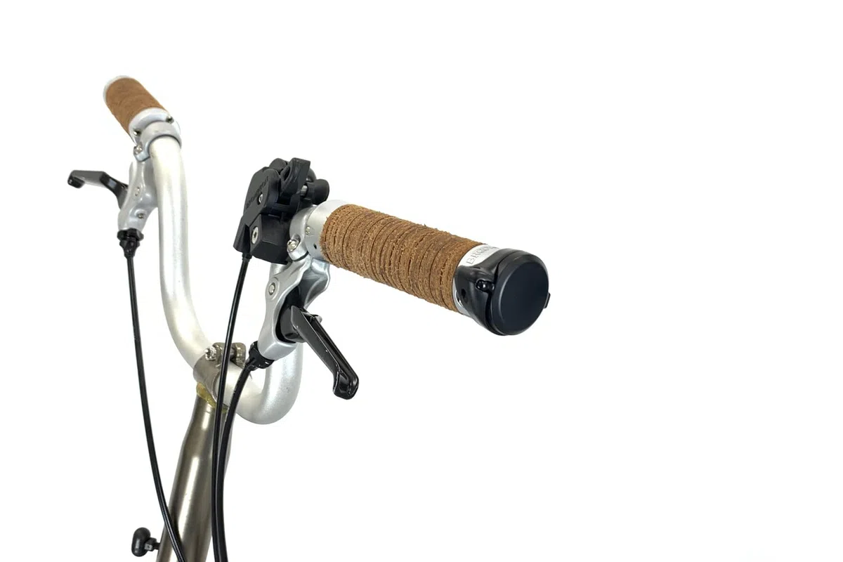 THE BEAM - CORKY URBAN City Bike Mirror - Rétroviseur Vélo, Rétroviseurs Velo, Retroviseur Velo Electrique, Rétroviseur Vélo Électrique Retroviseur Velo