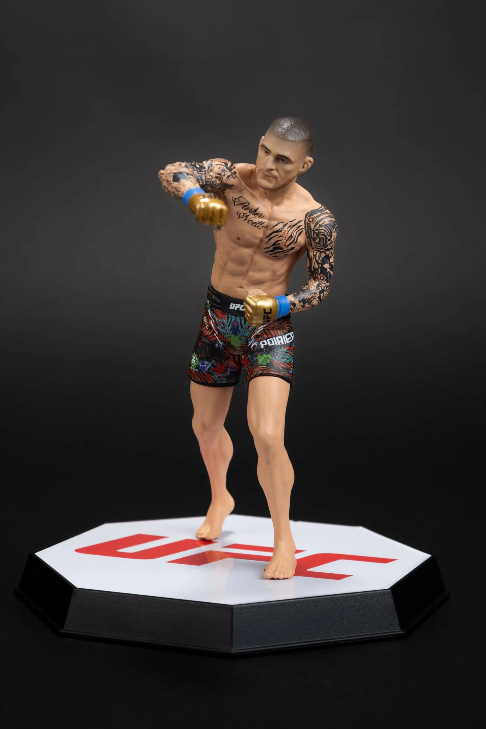 McFarlane UFC Dustin Poirier 17,8 cm Posed Figure SportsPicks