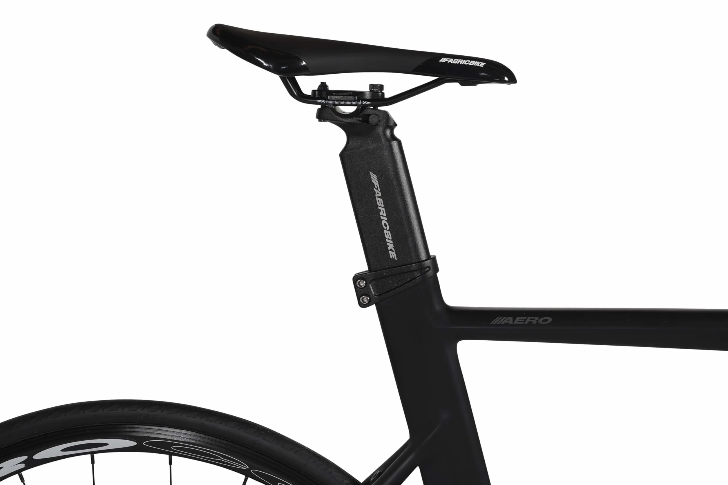 FabricBike Aero - Fixed Gear Bicyclette, Single Speed Fixie Complète moyeu, Cadre en Aluminium et Fourche en Carbone, Roues 28, 5 Couleurs, 3 Dimensions, 7.95 kg (Taille M)