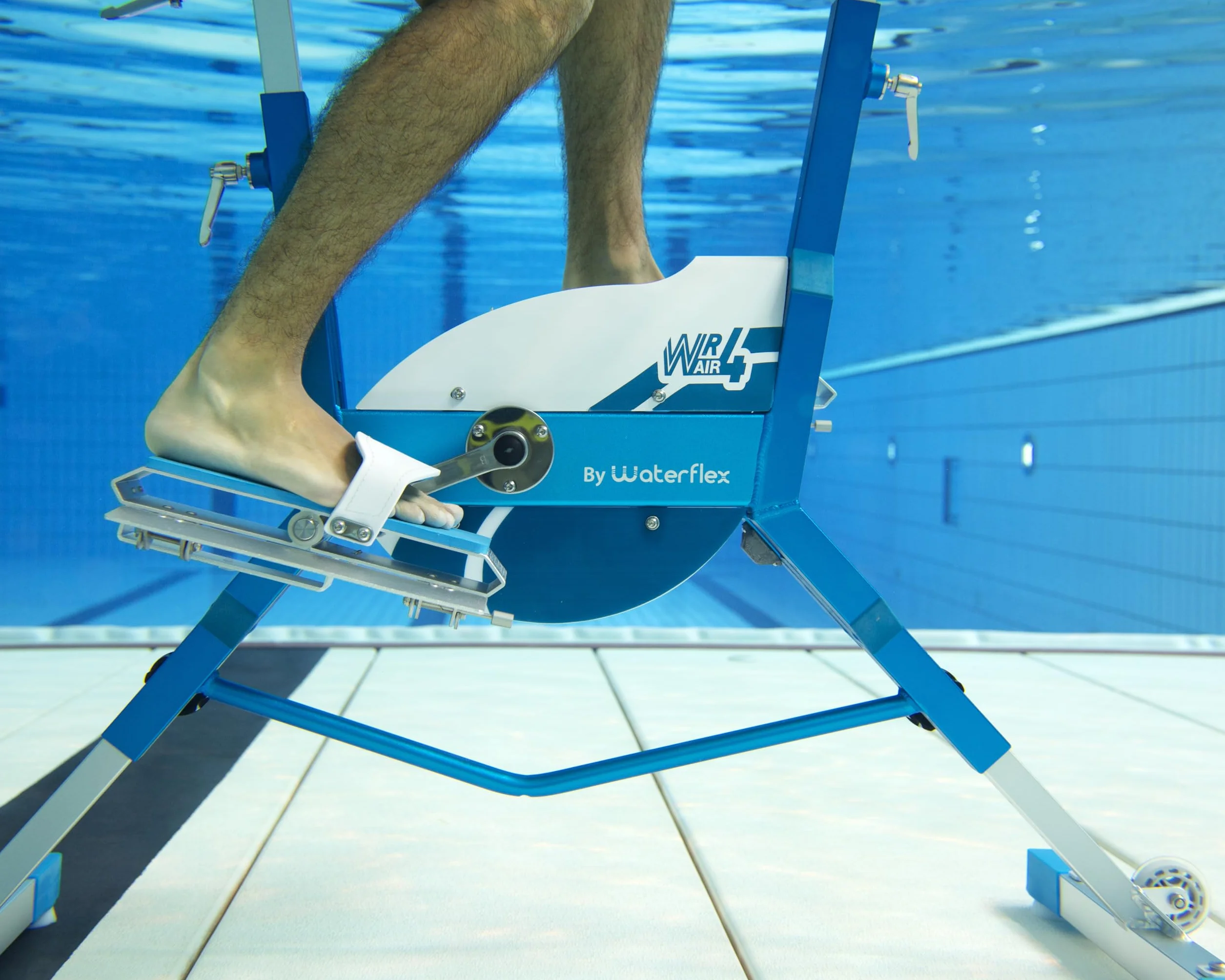 Aquabike Aluminium WR4 WX-WR4A - Vélo de Piscine Tonifiant - Résistance Hydraulique - Réglages Faciles - Utilisation Pieds Nus - Prof. 1,1-1,6m - WX Water Flex Water Fitness Expert