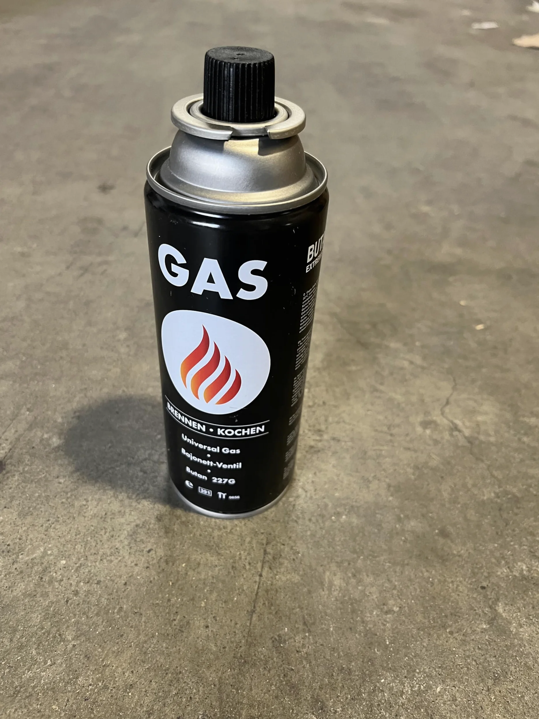 Réchaud à gaz d'extérieur RHP cuisinière de camping I cuisinière à gaz avec 8 cartouches de gaz à baïonnette - avec étui pratique - jusqu'à 30% de consommation de gaz en m