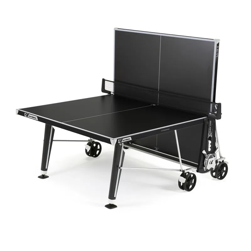 Cornilleau - Table de ping-Pong d'extérieur Loisir Black Code ID - Made in France - Plateau Noir 5mm - Technologie Compact - Vérouillage DSI 16 Points de sécurité