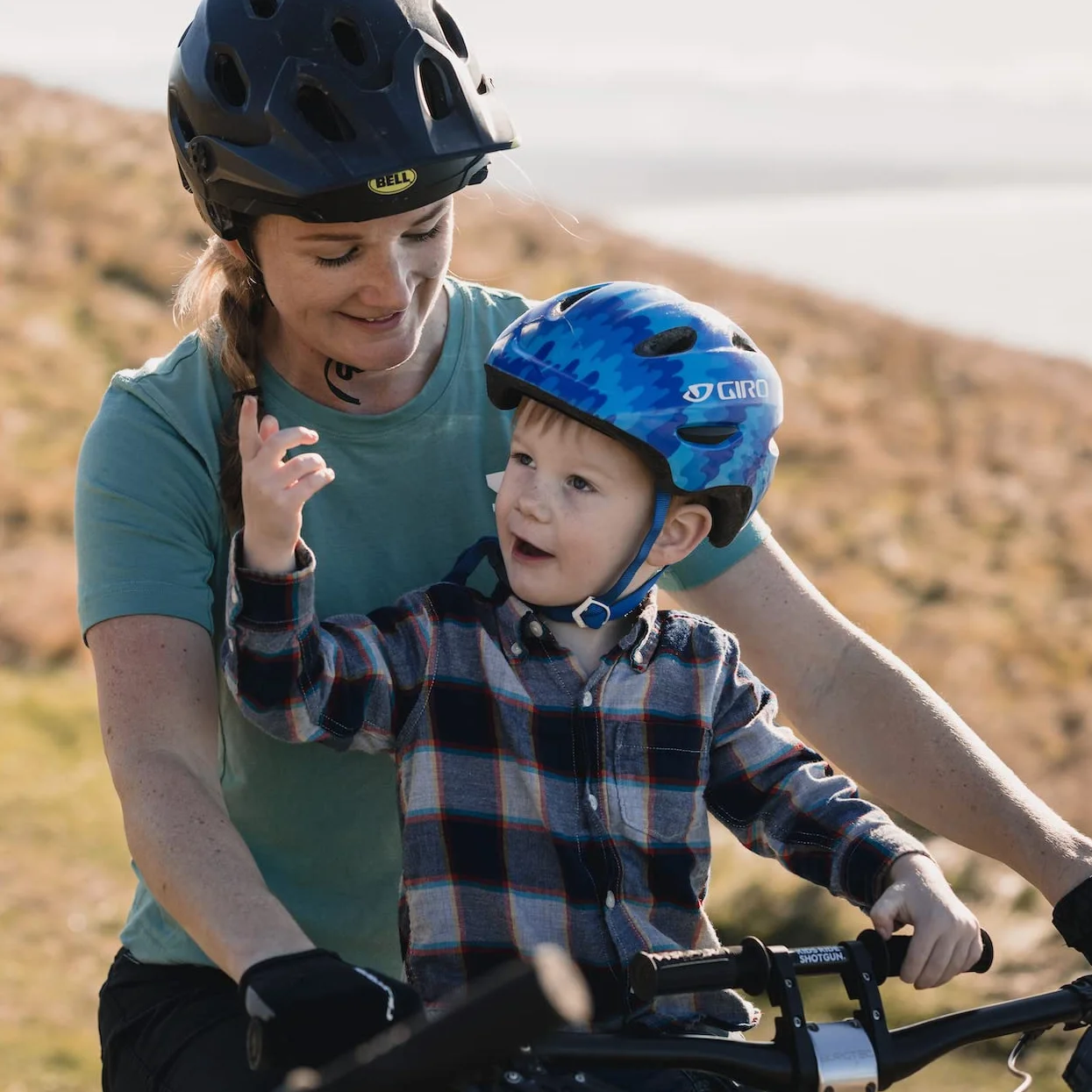 Kids Ride Shotgun – Guidons, Compatible avec la plupart des VTT récents pour adultes, Accessoire pour la selle enfant, Installation et retrait faciles (Shotgun 2.0 Handlebars)