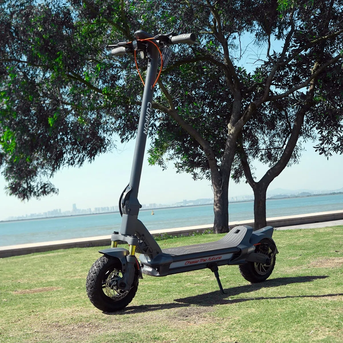 Trottinette Électrique Adulte CUNFON RS500/RZ800/RZ1000, Anti-vol Empreinte, Pneus 9,5/10/10,5 Pouces, Batt 36/48V 10.4/13/18/24Ah, Freins Disque+Électronique, Autonomie 25-80km, Charge Max 120-190kg