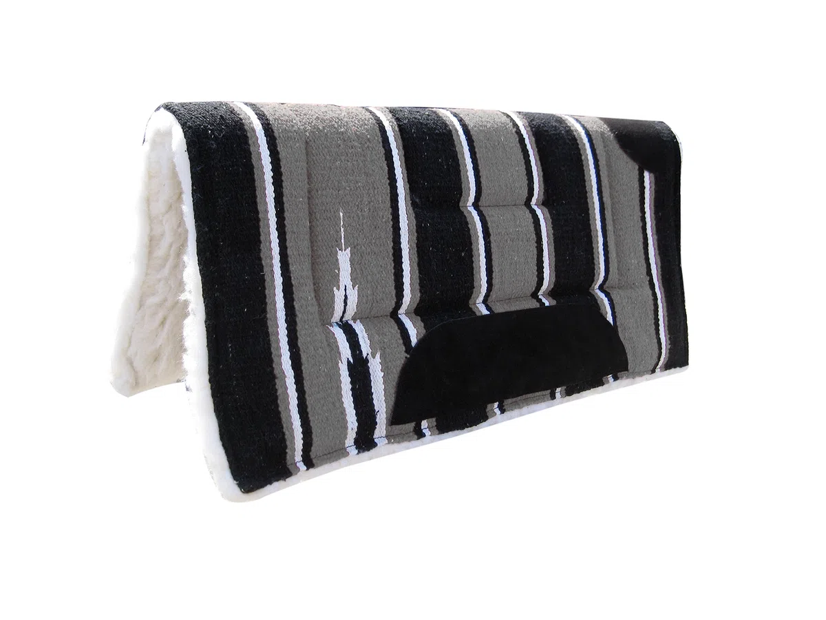 Tapis de selle western en polaire avec motif vache Gris 32 x 81 cm Épaisseur 3,8 cm