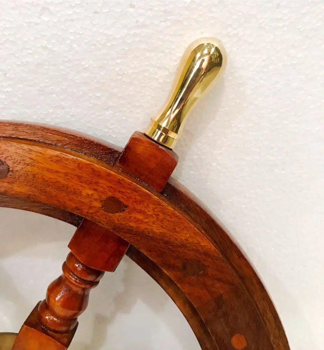 Marine Nautical Store Poignée en laiton massif de 45,7 cm - Barre en bois - Volant de bateau - Décoration murale antique
