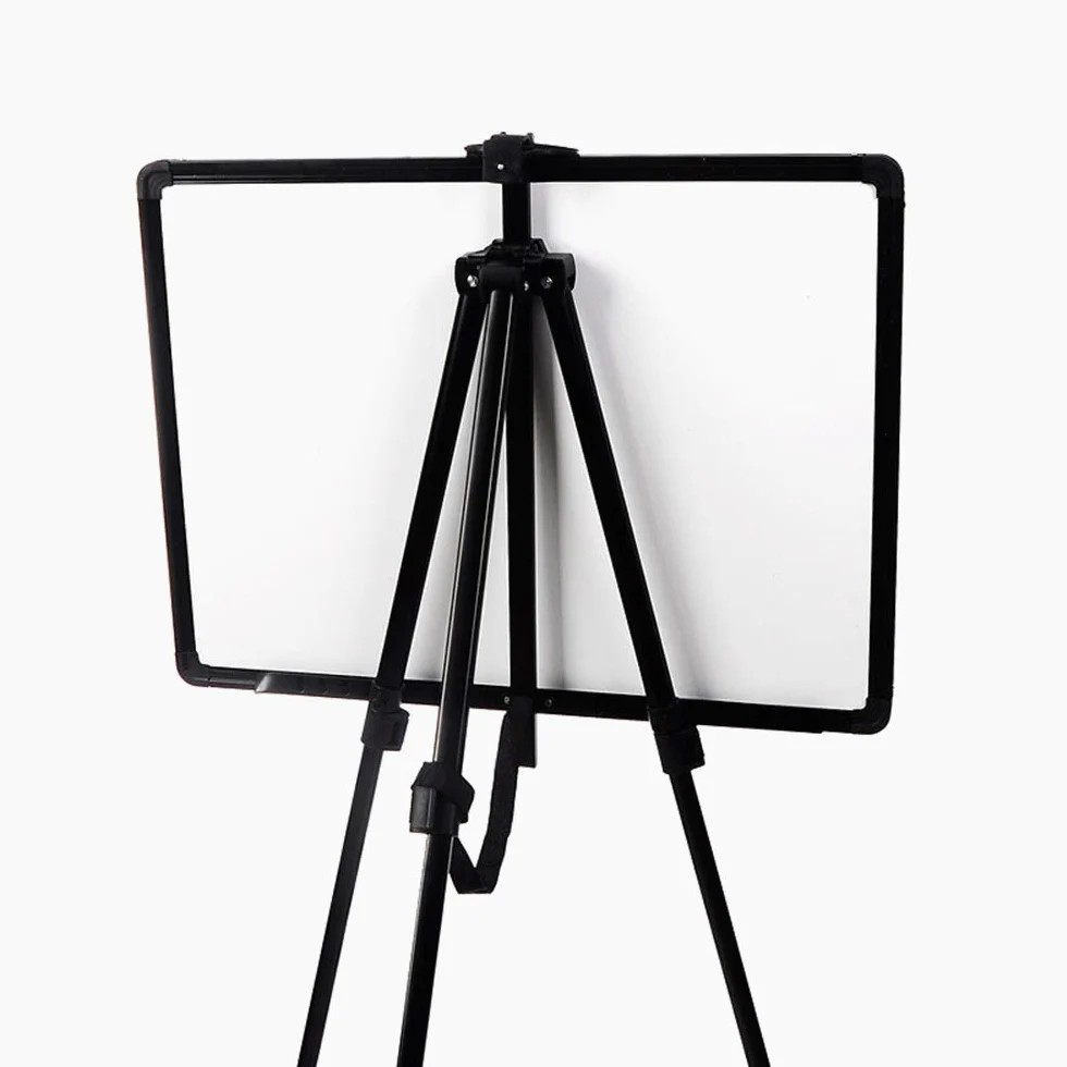 Joyeee Tableau d'entraînement magnétique de 60 x 45 cm, grand tableau tactique de football – marqueur magnétique, stylo, gomme sèche, trépied et sac de transport, football équipement d'entraînement