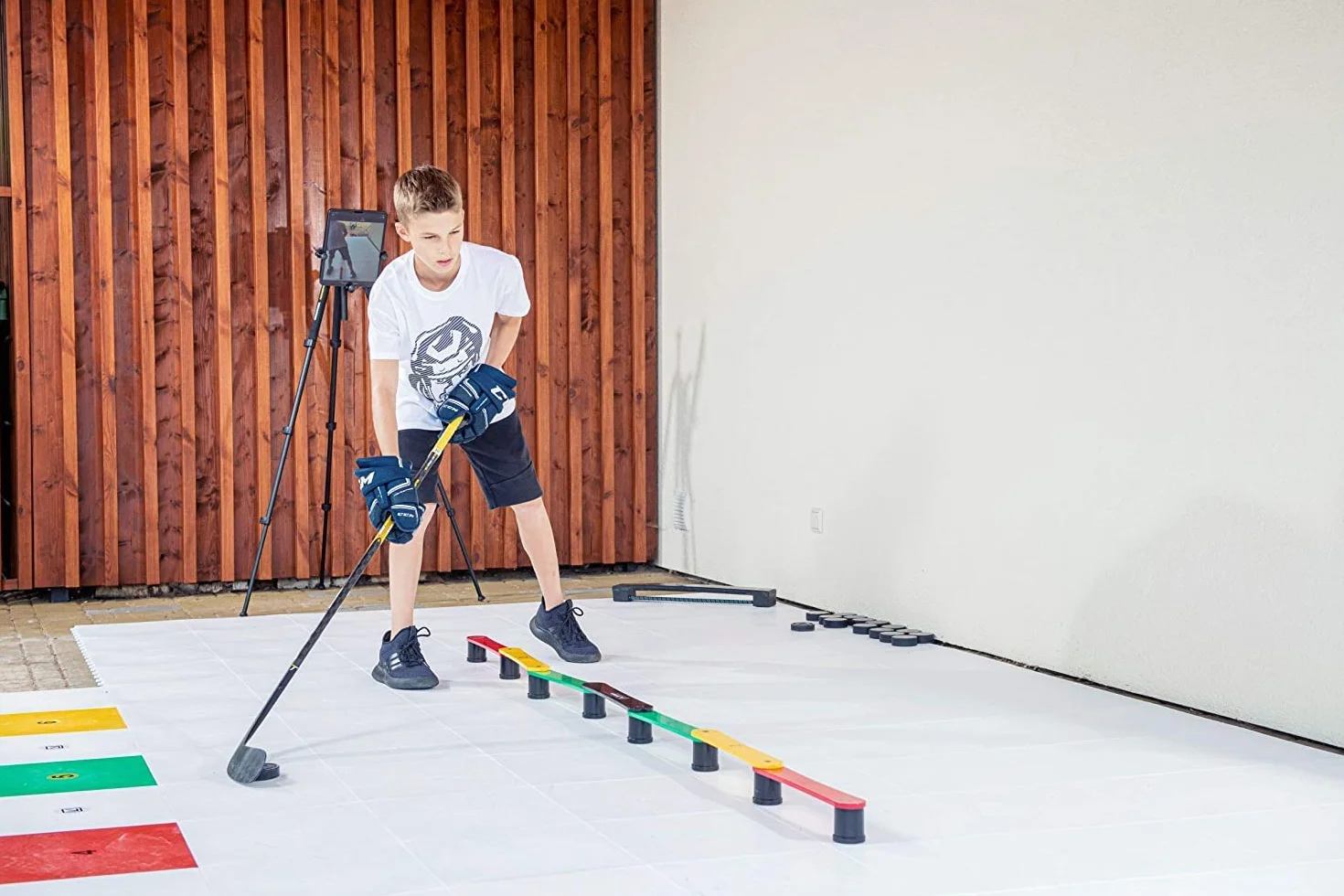 Hockey Revolution Aide à la Manipulation des bâtons, contrôle du Palet, Temps de réaction et équipement de Coordination – Durable, léger, Portable et réglable avec de Nombreuses Combinaisons Peuvent