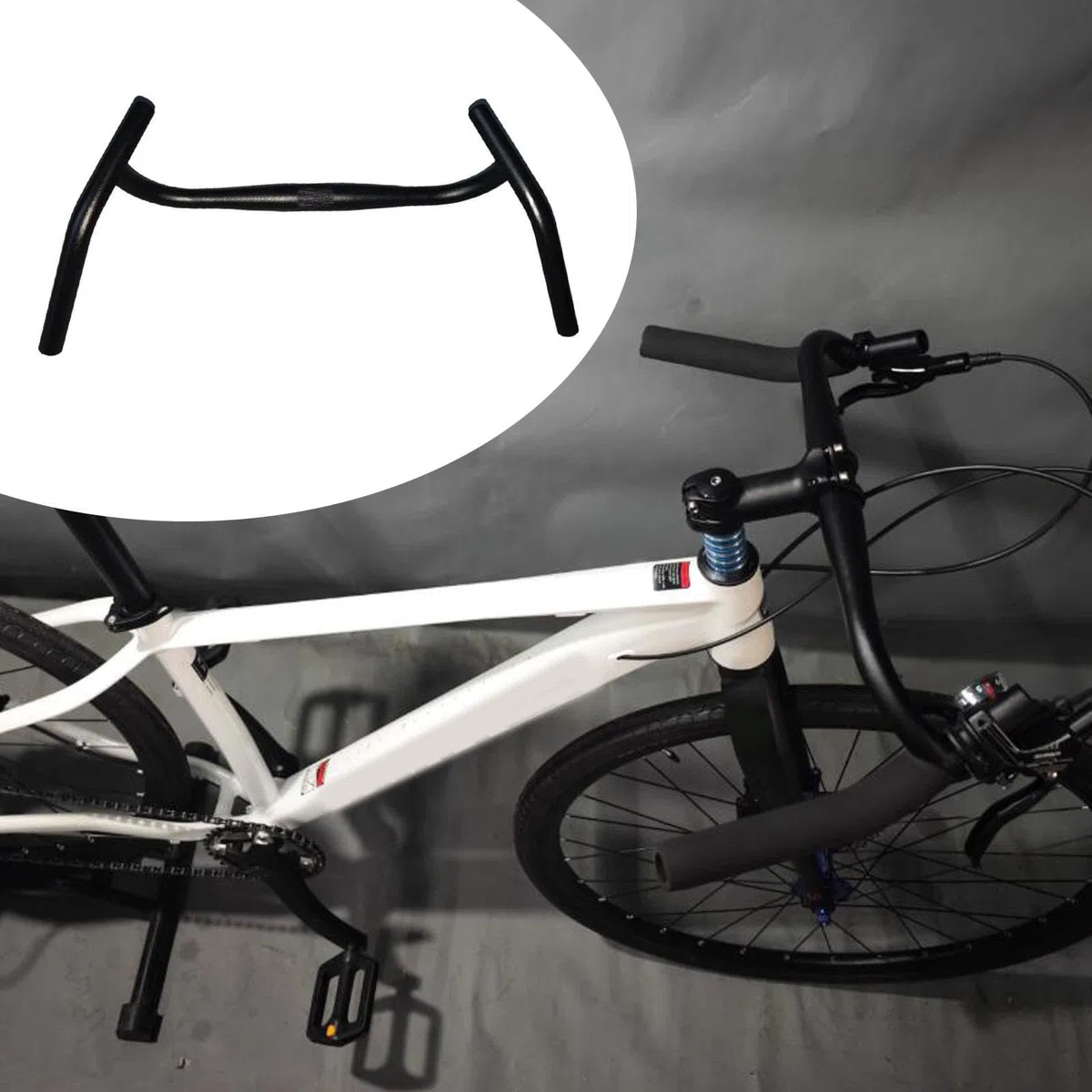 Guidon de Vélo, Guidon de Course Angle Externe, Cintre Gravel Universel 53cm en Alliage d’Aluminium, Confortable et Anti-Fatigue, pour VTT, Cyclisme et Vélos de Route, 25,4mm, Noir